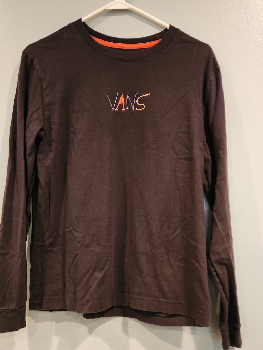 Vans Black Long Sleeve T-Shirt. Large Sun Logo On Back Youth M